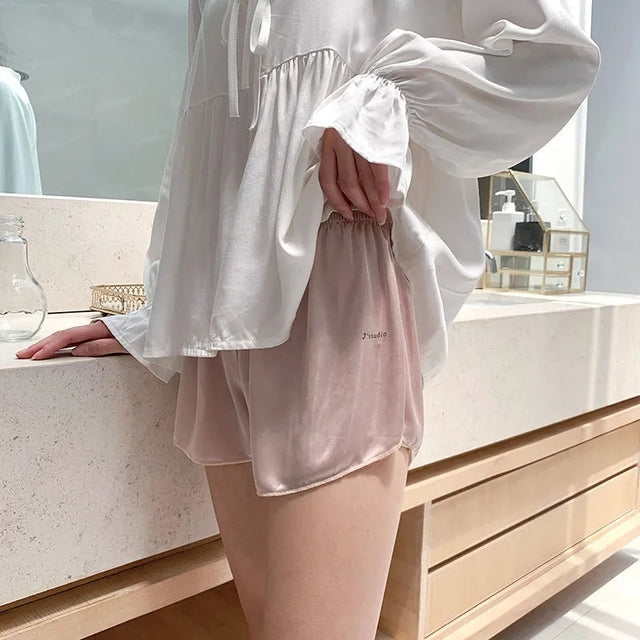 Comfortable Loose Short Pants Women Soft Ice Silk Streetwear Student Girl&#39;s shorts Female Sexy Beach Jogger Shorts