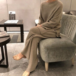 REALEFT 2021 Autumn Winter 2 Pieces Women Sets Knitted Tracksuit O-Neck Split Sweater and Wide Leg Jogging Pants Pullover Suits